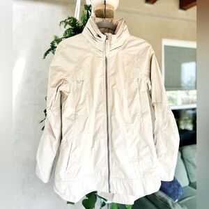 Lululemon Vintage Rain Jacket — EUC